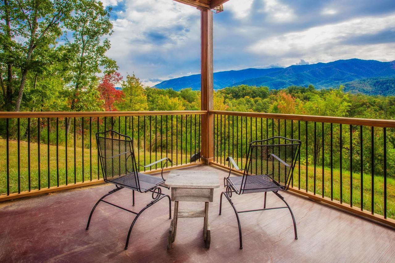 Star Dancer Cabin Gatlinburg Bagian luar foto